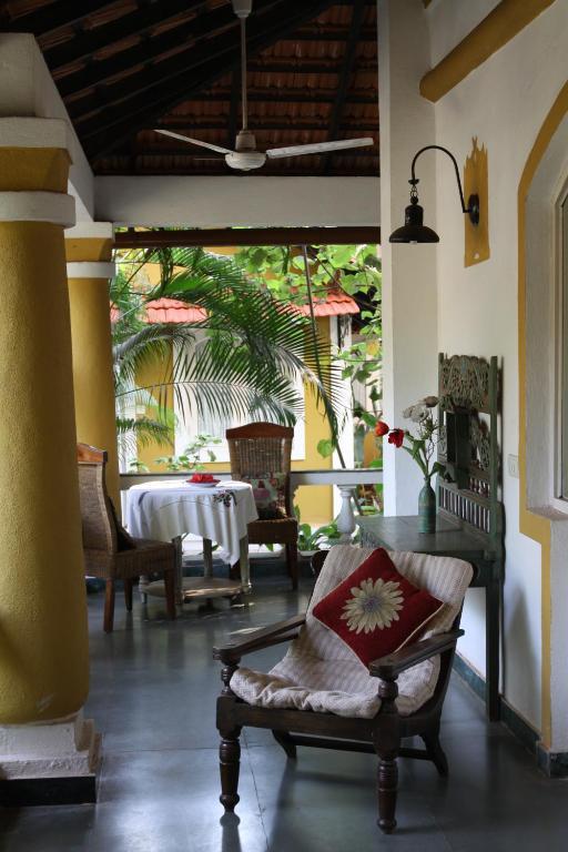 Casa 4*